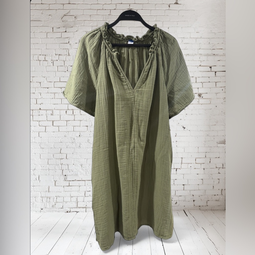 🔥 Old Navy Olive Green pocket dress